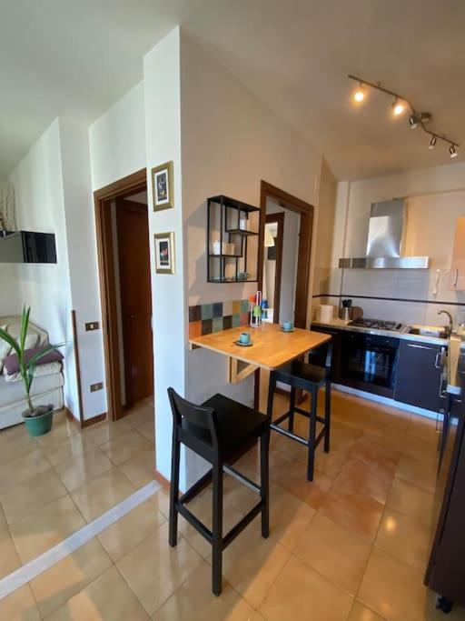 Apartment Francishouse-free Parking-close Hospital Cisanello *